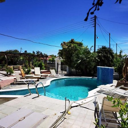 Rural Villa Private Pool, Bbq, Court ,20' Airport Nea Kallikrateia Екстериор снимка