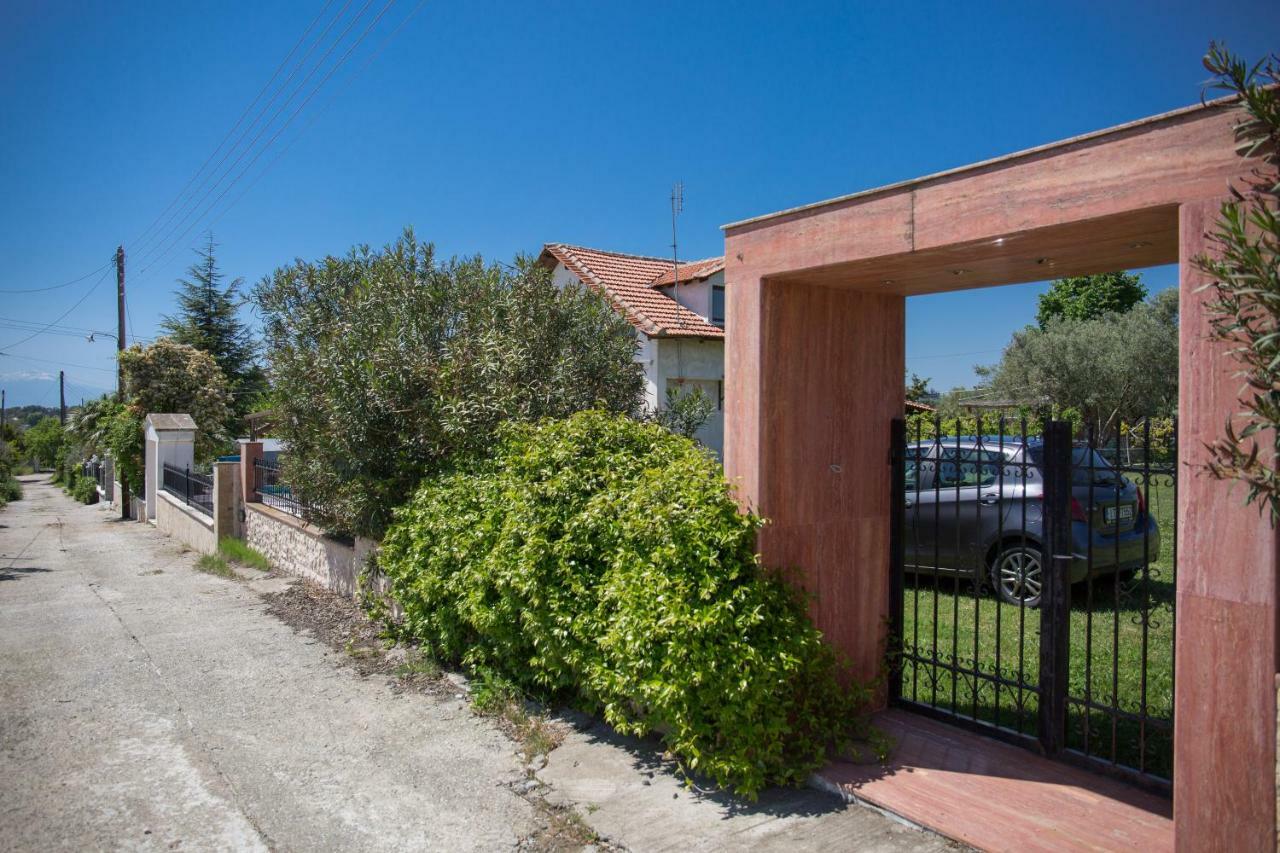 Rural Villa Private Pool, Bbq, Court ,20' Airport Nea Kallikrateia Екстериор снимка