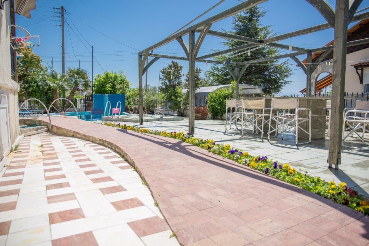 Rural Villa Private Pool, Bbq, Court ,20' Airport Nea Kallikrateia Екстериор снимка