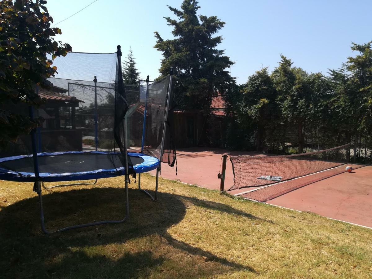 Rural Villa Private Pool, Bbq, Court ,20' Airport Nea Kallikrateia Екстериор снимка
