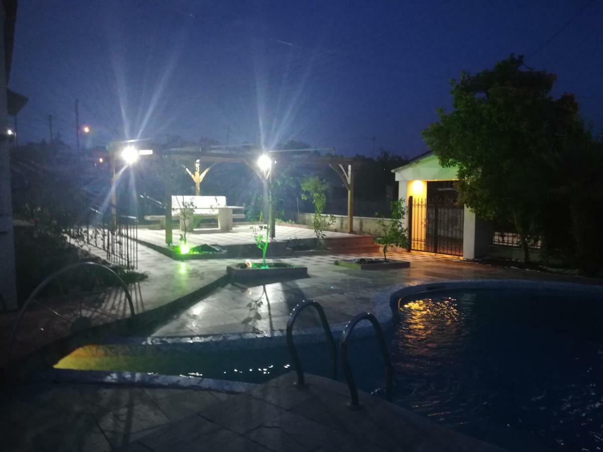 Rural Villa Private Pool, Bbq, Court ,20' Airport Nea Kallikrateia Екстериор снимка